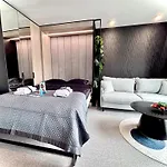 Apartamenty White Glove Parkya Harmonia Apartment *