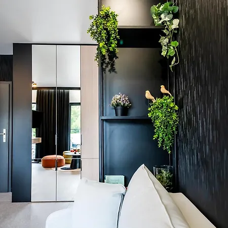 Apartment White Glove Parkya Park *