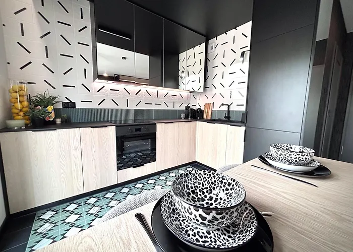 Apartment White Glove Parkya Park *